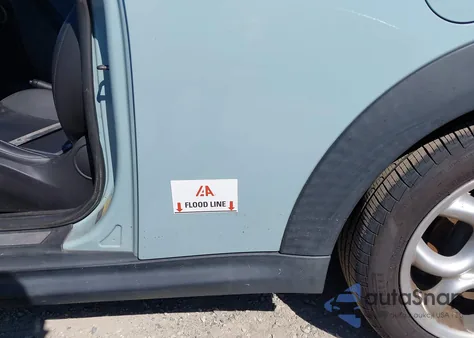 2012 Mini Cooper S z USA, uszkodzony, nr VIN WMWZP3C53CT249937